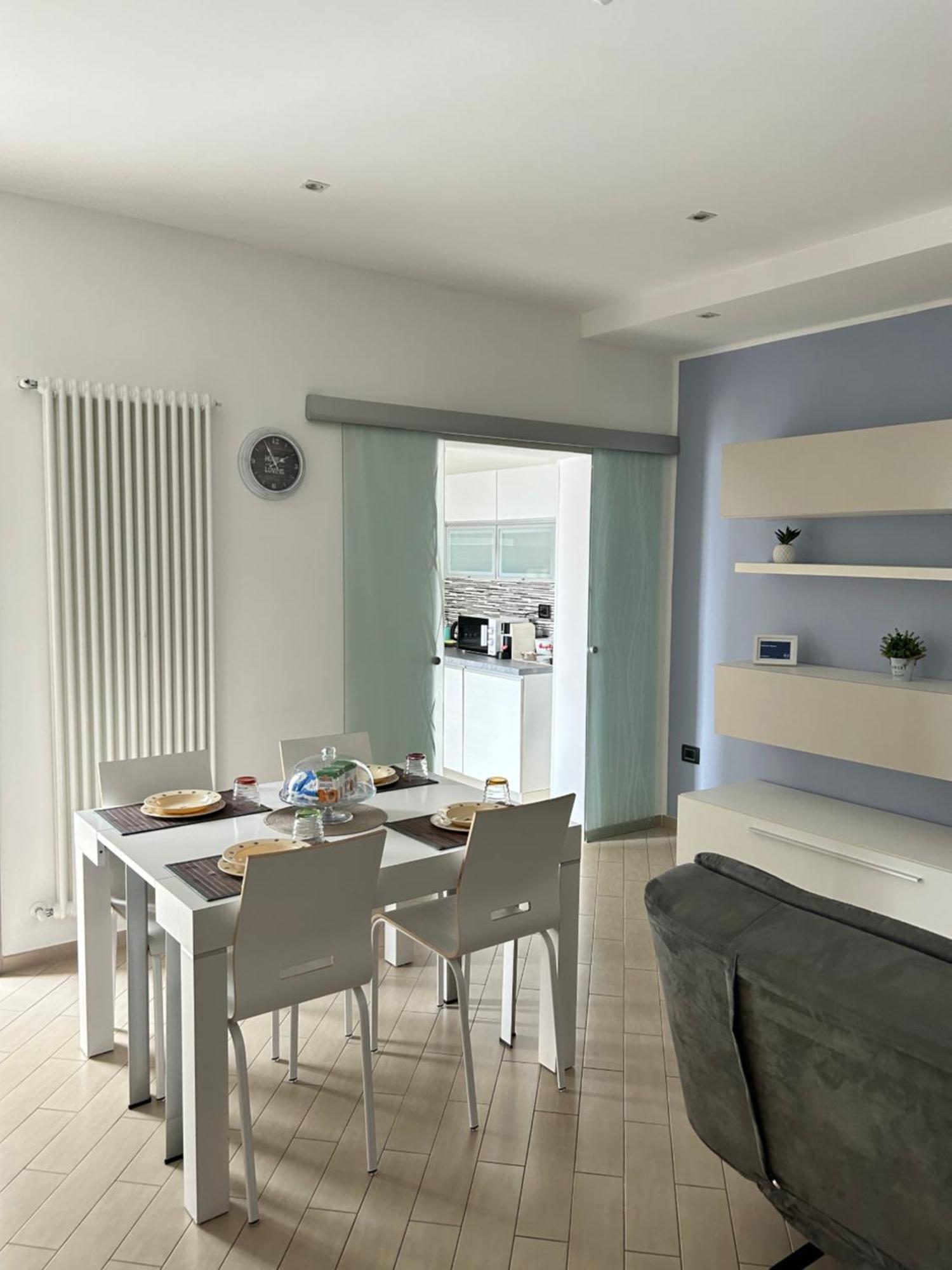 شقة Refresh House برينديسي المظهر الخارجي الصورة